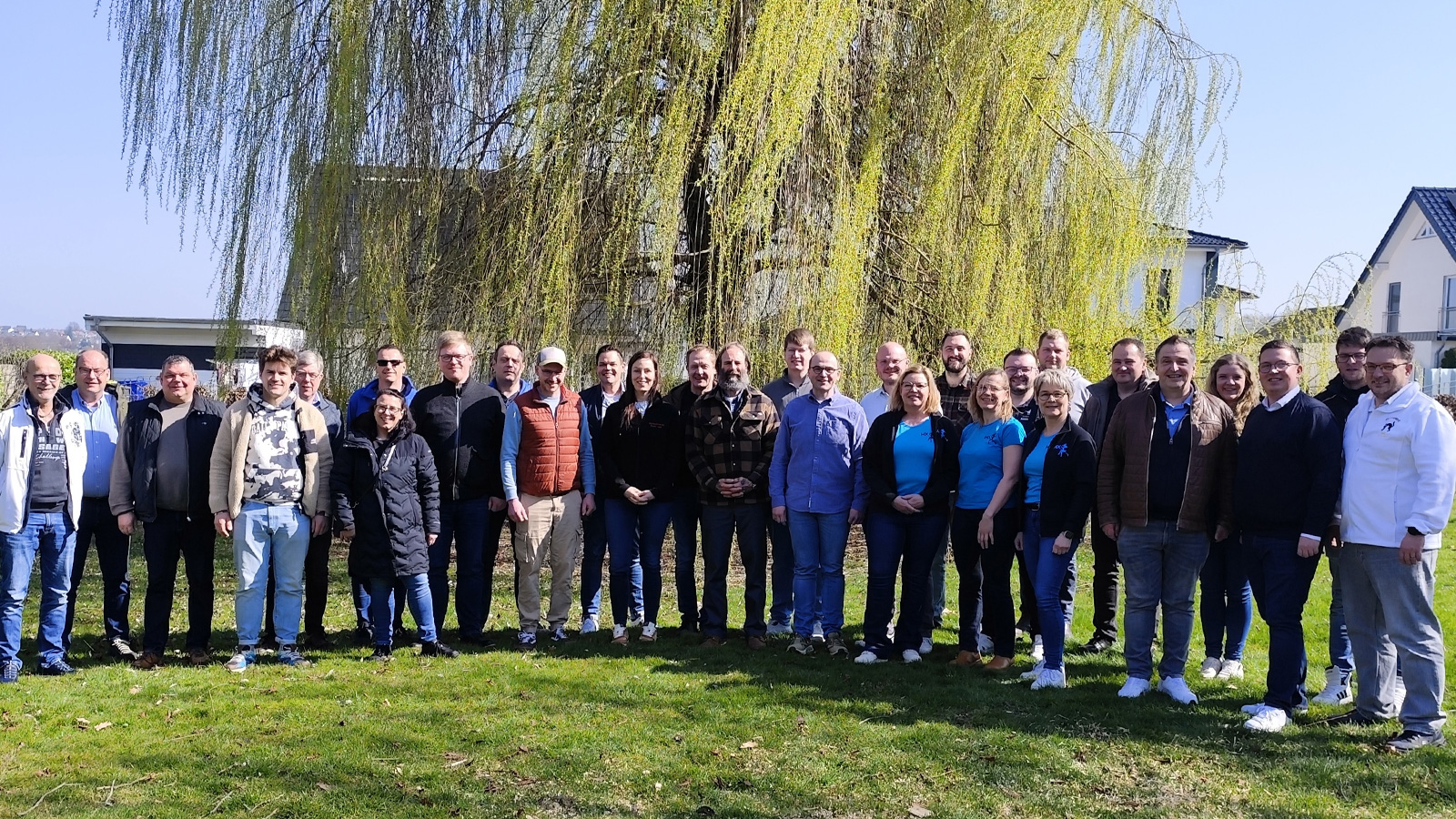 Karnevalsvereine im Kreis Höxter ziehen Bilanz: Erfolgreiche Session und Austausch in Ossendorf